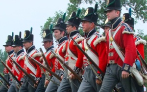 Historic re-enactors of British troops at Fort Erie. (Courtesy of Parks Canada) 