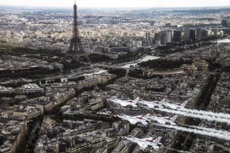 FRIFO 7-21-2017 Thunderbirds Over Paris